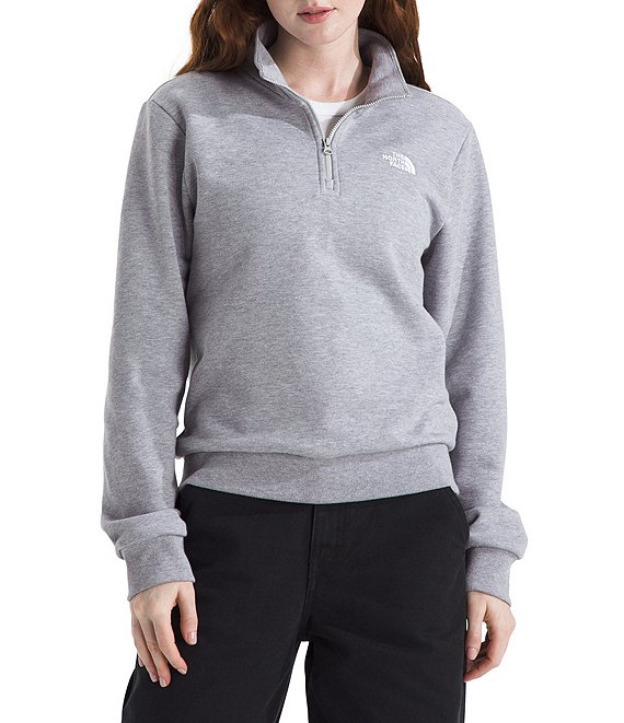 The North Face Evolution Embroidered Logo Mock Neck Quarter