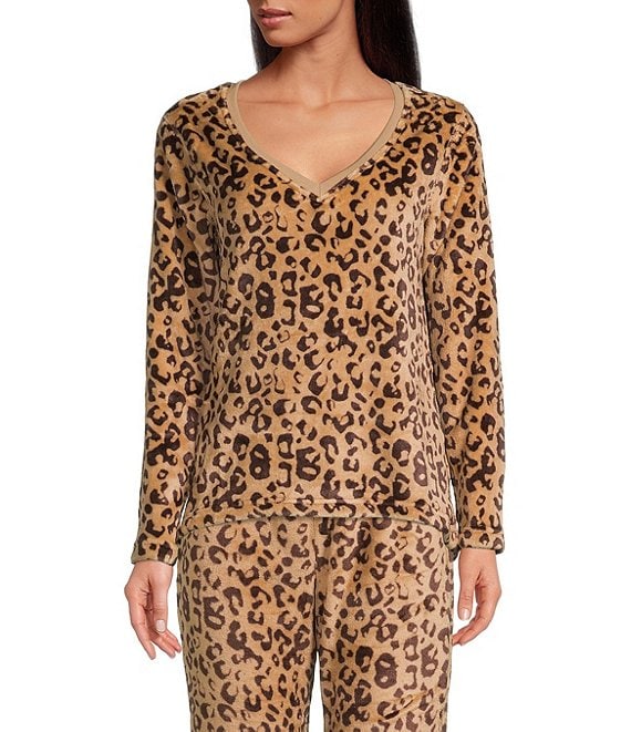 UGG® Daisey Double Faced Fleece Leopard Print V-Neck Long Sleeve Coordinating Lounge Top