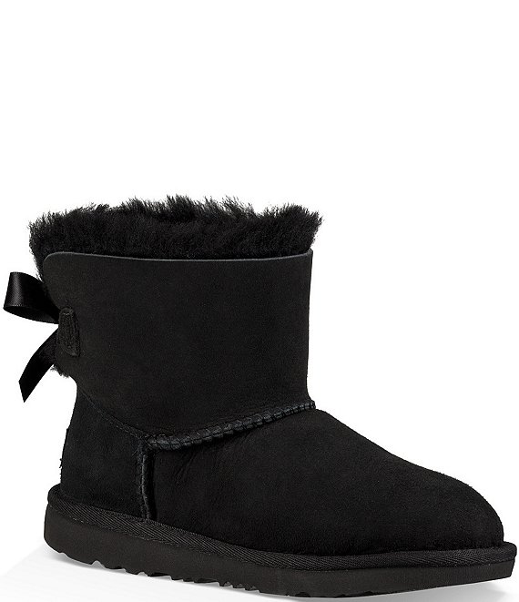 ugg bailey bow mini black