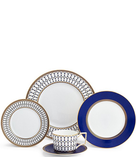 Wedgwood Renaissance Gold Neoclassical China 5-Piece Place Setting