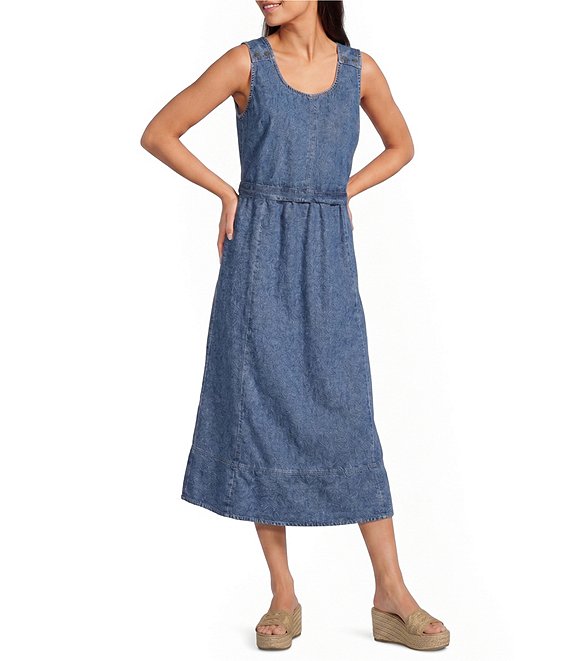 Westbound Scoop Neck Sleeveless Midi Dress