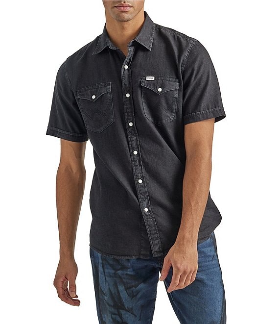 Wrangler® Regular Fit Short Sleeve Woven Western Shirt | Dillard's