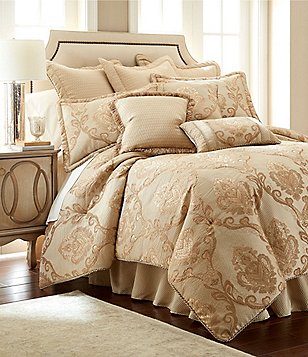 https://dimg.dillards.com/is/image/DillardsZoom/nav/austin-horn-classics-prosper-duvet-mini-set/00000000_zi_4efab6e8-4104-45c5-b369-2ffc20f18137.jpg