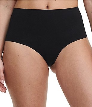 Chantelle Smooth Comfort High Waist Mid-Thigh Light Shaping Short - 10U40