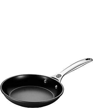 Bekend Uitschakelen Dageraad Le Creuset Toughened Nonstick Pro 12" Stir Fry Pan with Helper Handle |  Dillard's