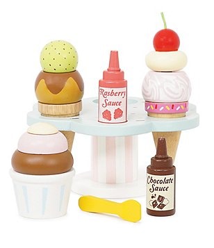 https://dimg.dillards.com/is/image/DillardsZoom/nav/le-toy-van-honeybake-carlos-gelato/05610081_zi_multi.jpg