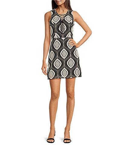 Adelyn Rae Naisha Crochet Embroidered V-Neck Sleeveless Sheath Mini Dress