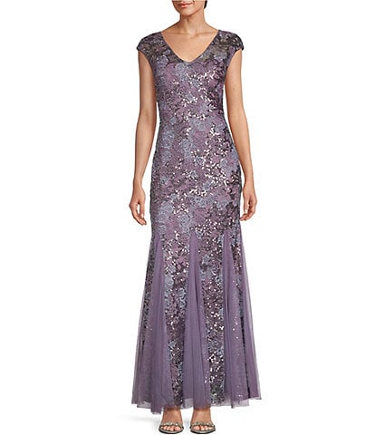Alex Evenings Petite Size Sequin Embroidered V-Neck Cap Sleeve Lace Godet Skirt Shawl Gown