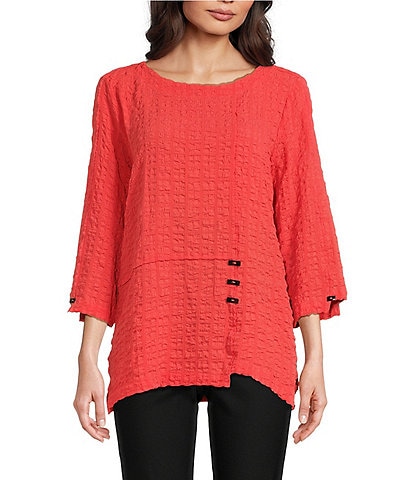 Ali Miles Textured Woven Scoop Neck Accent Button Details 3/4 Sleeve Tunic