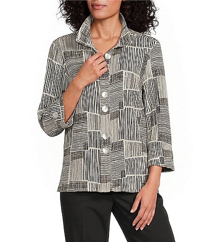 Ali Miles Woven Abstract Print Crinkle Woven Point Neck 3/4 Sleeve Button Front Tunic
