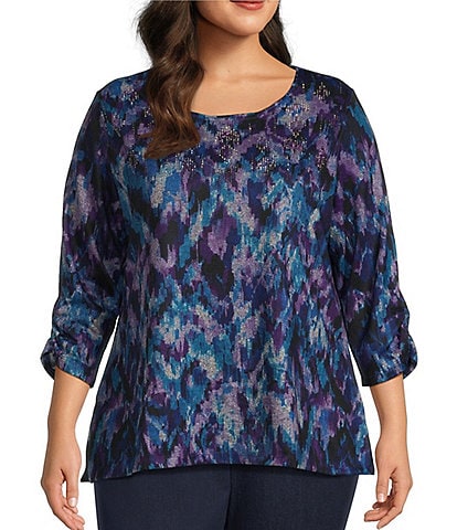 Allison Daley Plus Size Abstract Herringbone Print Embellished 3/4 Ruched Sleeve Crew Neck Abstract Tee