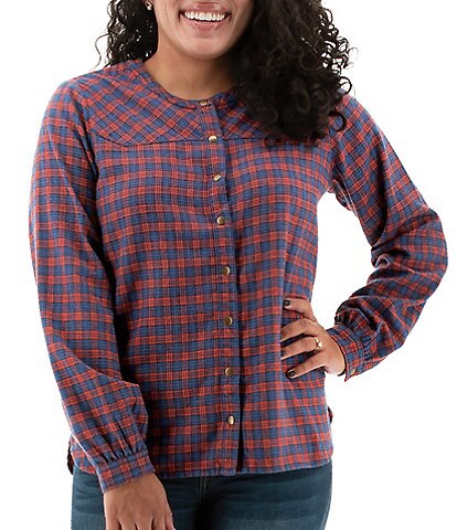 Aventura Carly Plaid Print Long Sleeve Crew Neck Snap Front Top