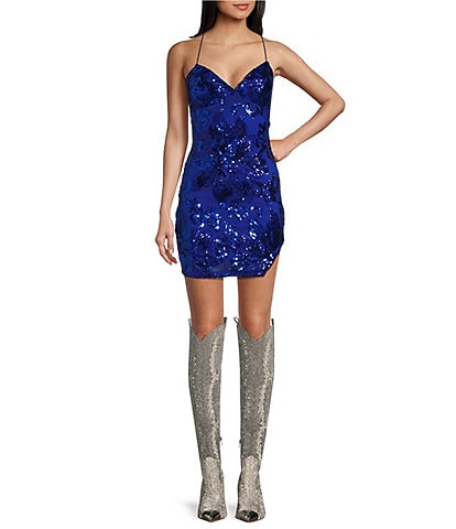 B. Darlin Floral Placement Sequin V-Neck Bodycon Dress
