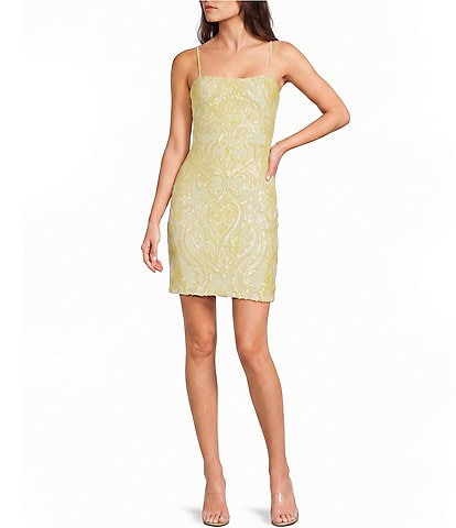 B. Darlin Pattern Sequin Bow Back Bodycon Dress
