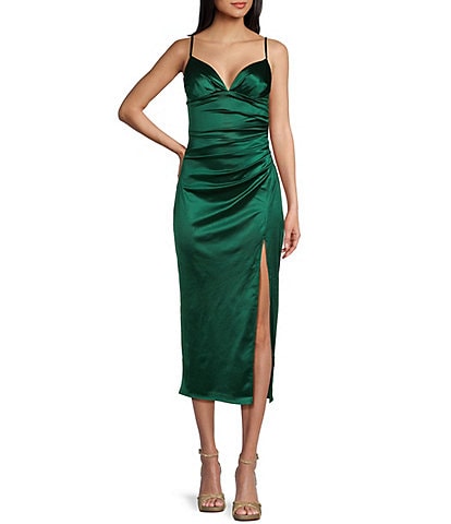 B. Darlin Spaghetti Strap V-Neck Shirred Midi Dress