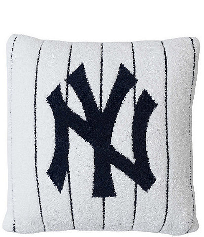 Barefoot Dreams CozyChic® New York Yankees™ Pillow