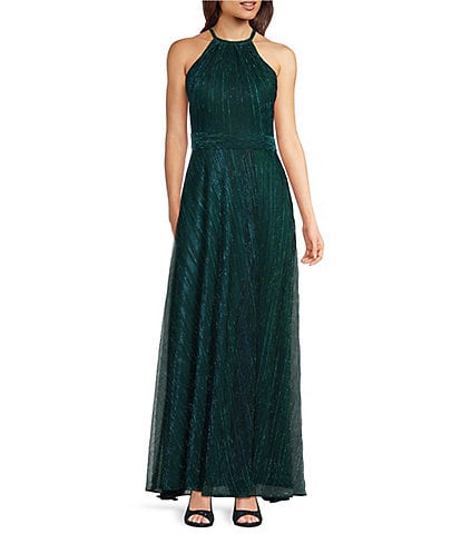 Betsy & Adam Metallic Crinkle Halter Neck Sleeveless Gown