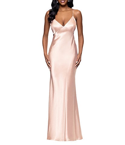 Betsy & Adam Petite Size V-Neck Sleeveless Slip Dress