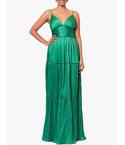 Betsy & Adam Pleated V-Neck Sleeveless Tiered Gown