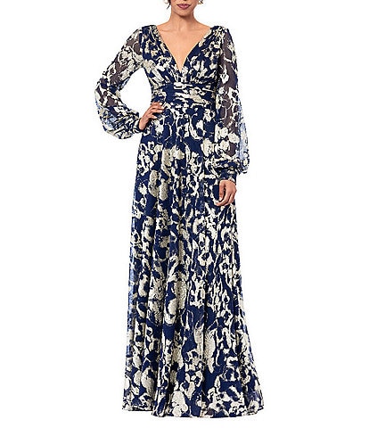 Betsy & Adam Abstract Print Foil Metallic Crinkle Mesh V-Neck Long Illusion Balloon Sleeve Gown