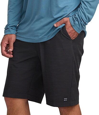 Billabong Crossfire Solid Elastic Submersible 18" Inseam Shorts