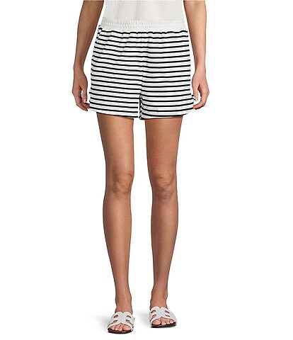 Blu Pepper Coordinating Stripe Print Mid Rise Flat Front Pull-On Shorts