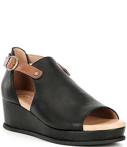 Brioso Lina Leather Closed Back Wedge Shooties