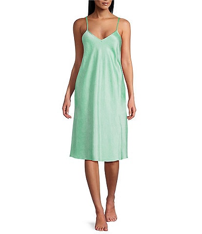 Cabernet Satin Leafy Print Sleeveless V-Neck Chemise