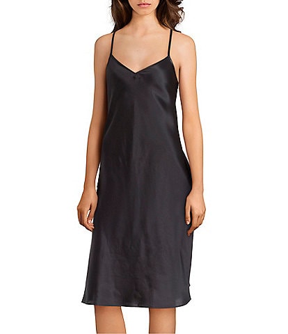 Cabernet Woven Solid Satin Sleeveless V-Neck Pocketed Chemise