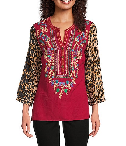 Calessa Embroidered Patchwork Split V-Neck Wrist Length Sleeve Tunic