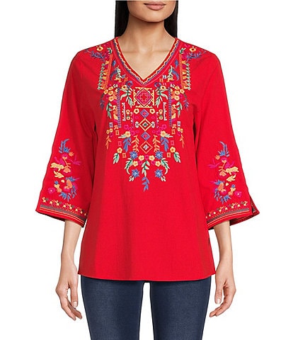 Calessa Embroidered V Neck 3/4 Sleeve Tunic Blouse