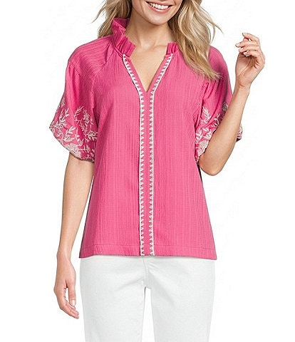 Calessa Petite Size Embroidered Ruffle Split V-Neck Short Sleeve Tunic