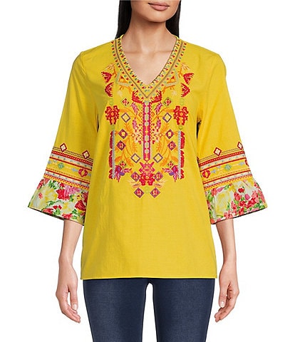 Calessa Petite Size Embroidered V-Neck 3/4 Sleeve Tunic
