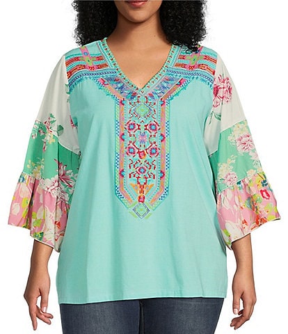 Calessa Plus Size Embroidered Front V-Neck 3/4 Patchwork Flare Sleeve Tunic