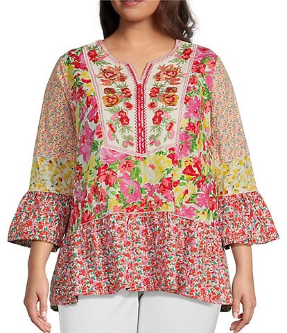 Calessa Plus Size Patchwork Embroidery Split-V Neck 3/4 Sleeve Pullover Blouse