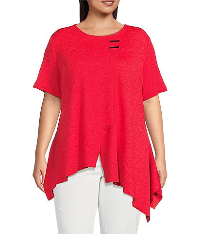 Calessa Plus Size Textured Knit Scoop Neck Short Sleeve Asymmetric Hem Tunic
