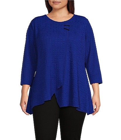 Calessa Plus Size Textured Puckered Knit Crew Neck 3/4 Sleeve Asymmetrical Tunic