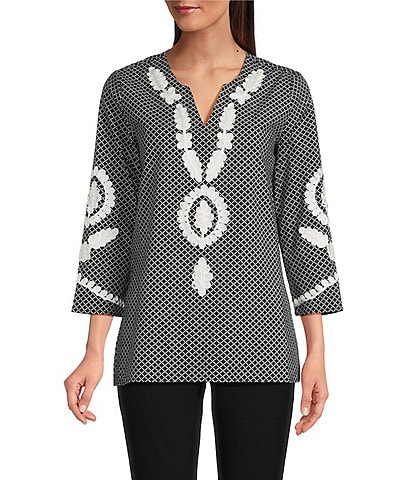 Calessa Soutache Embroidered Geometric Print Split V-Neck 3/4 Sleeve Tunic