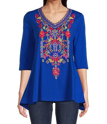 Calessa Stretch Woven Embroidered V-Neck 3/4 Sleeve A-Line Tunic