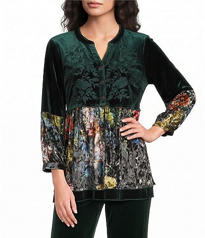 Calessa Velvet Floral Embroidered V-Neck 3/4 Sleeve Partial Button Front Tunic