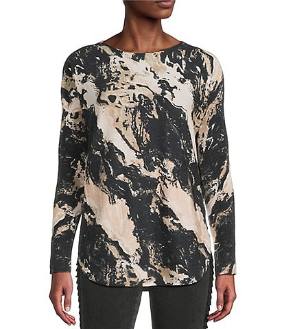 Charlie B. Printed Round Neck Long Sleeve Rounded Hem Top