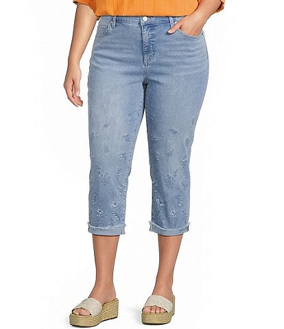 Code Bleu Plus Size Soho Mid Rise Embroidered Fray Roll-Cuff Hem Capri Jeans
