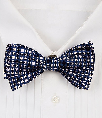 Cremieux Micro Medallion Print Silk Bow Tie