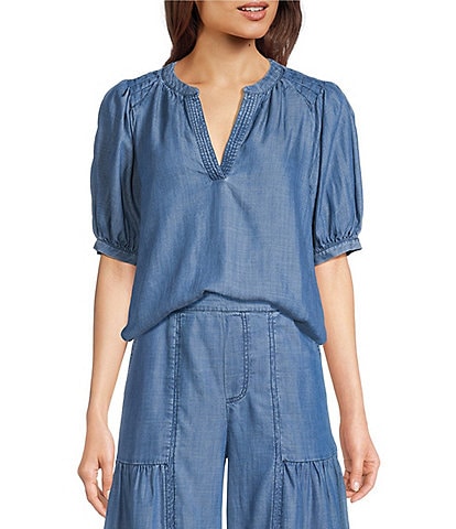 Current Air Coordinating Chambray V-Neck Short Sleeve Pullover Blouse