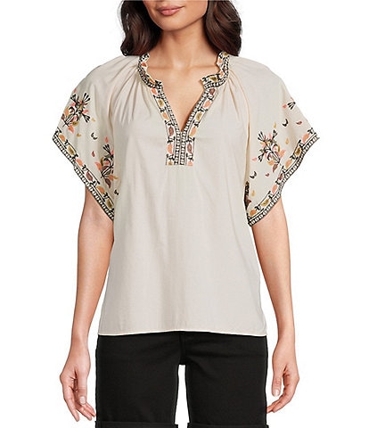 Democracy Floral Embroidered Ruffle Split V-Neck Short Batwing Sleeve Top