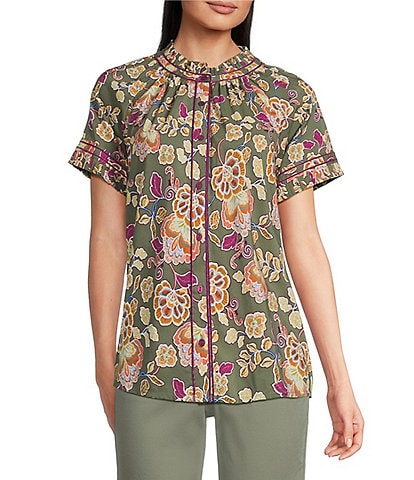 Democracy Petite Size Floral Pleated Split V-Neck Short Sleeve Button Front Top