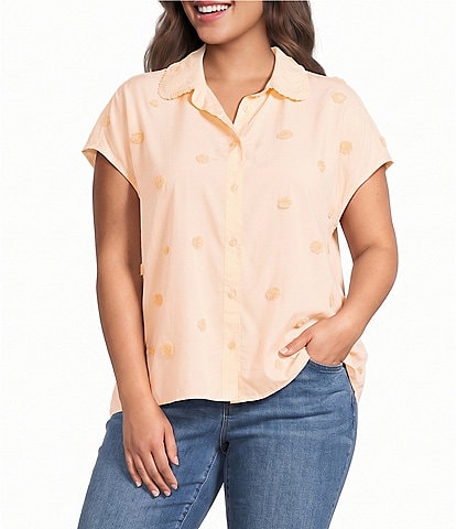 Democracy Plus Size Textured Dot Ruffle Point Collar Short Sleeve Woven Top