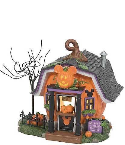 Department 56 Pumpkintown Carving Studio Figurine