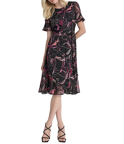 DKNY by Donna Karan Short Sleeve Printed Fit and Flare Midi Dress