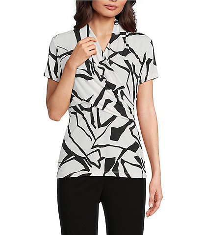 DKNY by Donna Karan Surplice V-Neck Short Sleeve Side Ruched Top